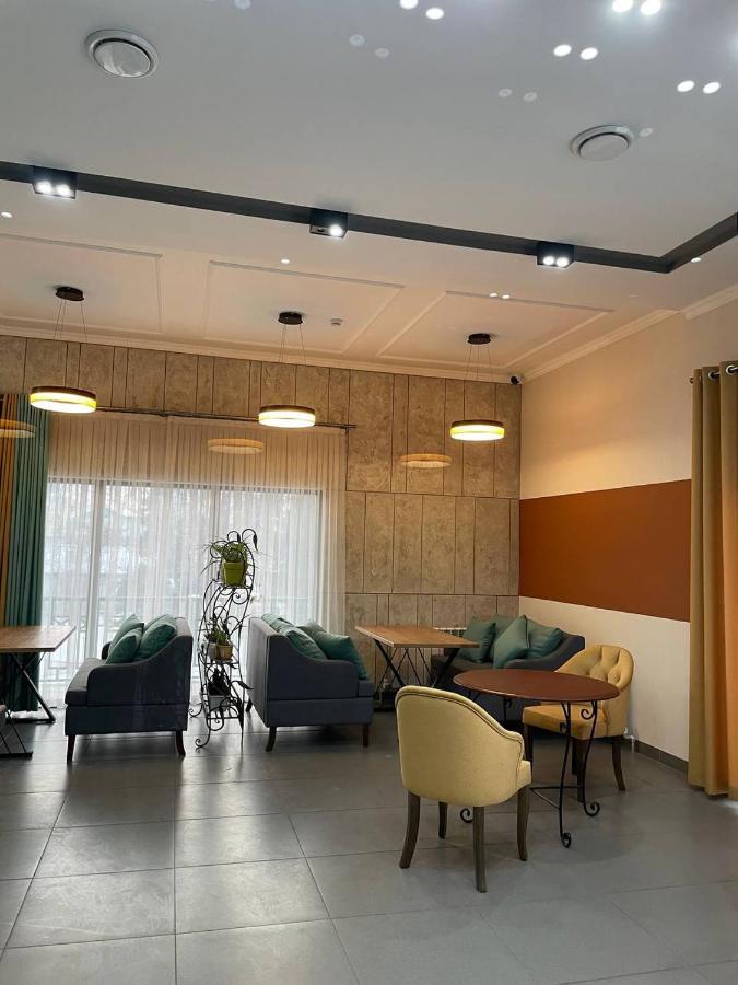 Gоlden Dragon Villa Hotel Bishkek Exterior photo